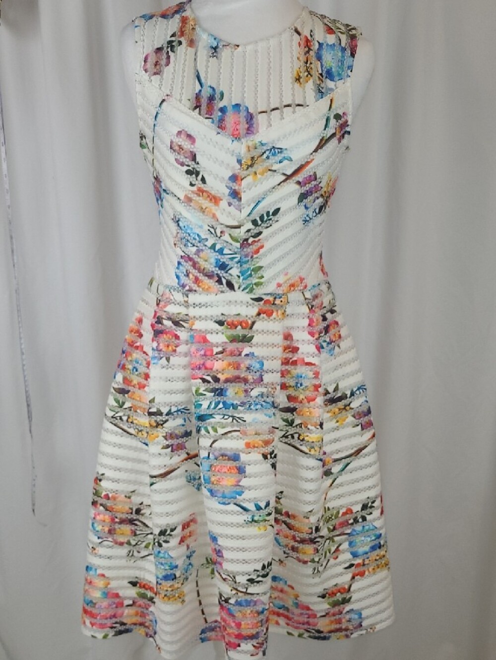 NWOT Gabby Skye Floral Fit & Flare Dress Size 6
